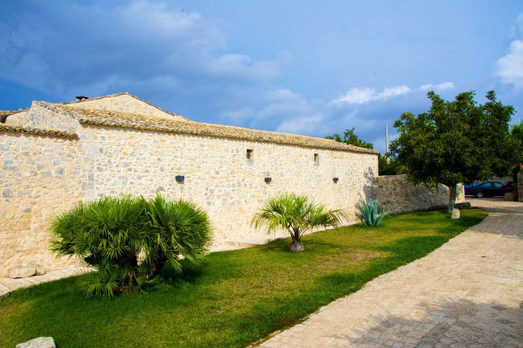 Relais Cimilla B&B Ragusa Exterior foto